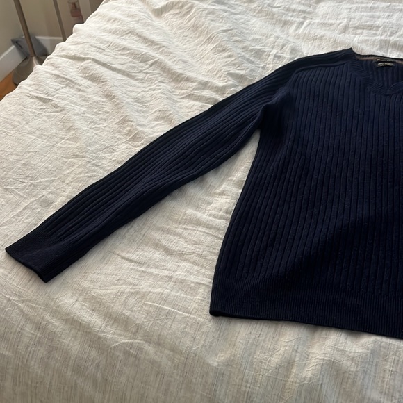 Massimo Dutti navy wool cashmere sweater - Picture 3 of 5